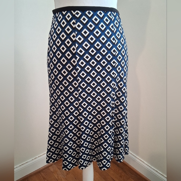 Diane Von Furstenberg Behati Wrap Two Piece Set Size 14 - Picture 2 of 11